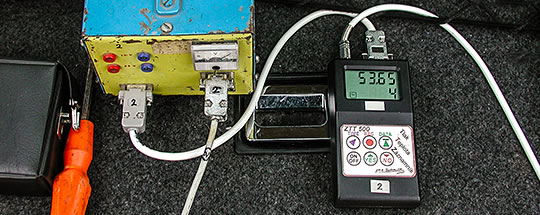 Elektronický záznamník tlaku a teploty první generace s přesností 0,05 bar a 0,1 °C